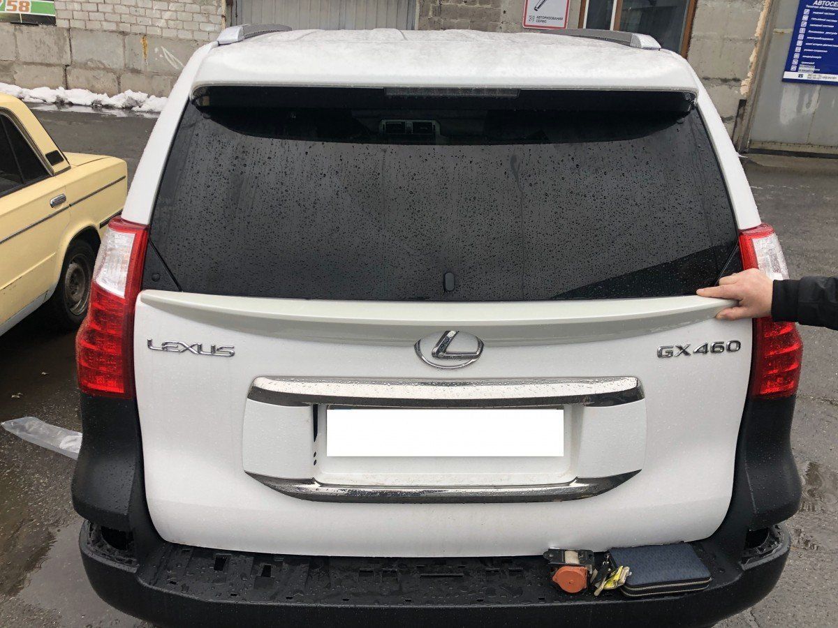 Спойлер під скло Lexus GX 460 10- / Toyota Land Cruiser Prado 150 2009- під фарбування