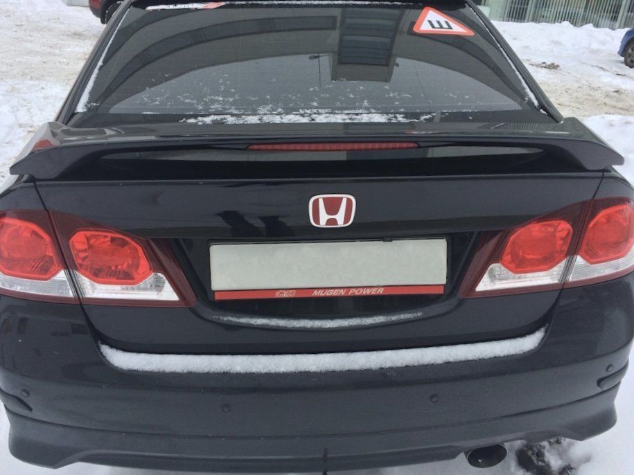 Спойлер багажника Honda Civic зі стоп сигналом 2006-2011 ABS пластик, колір чорний глянець