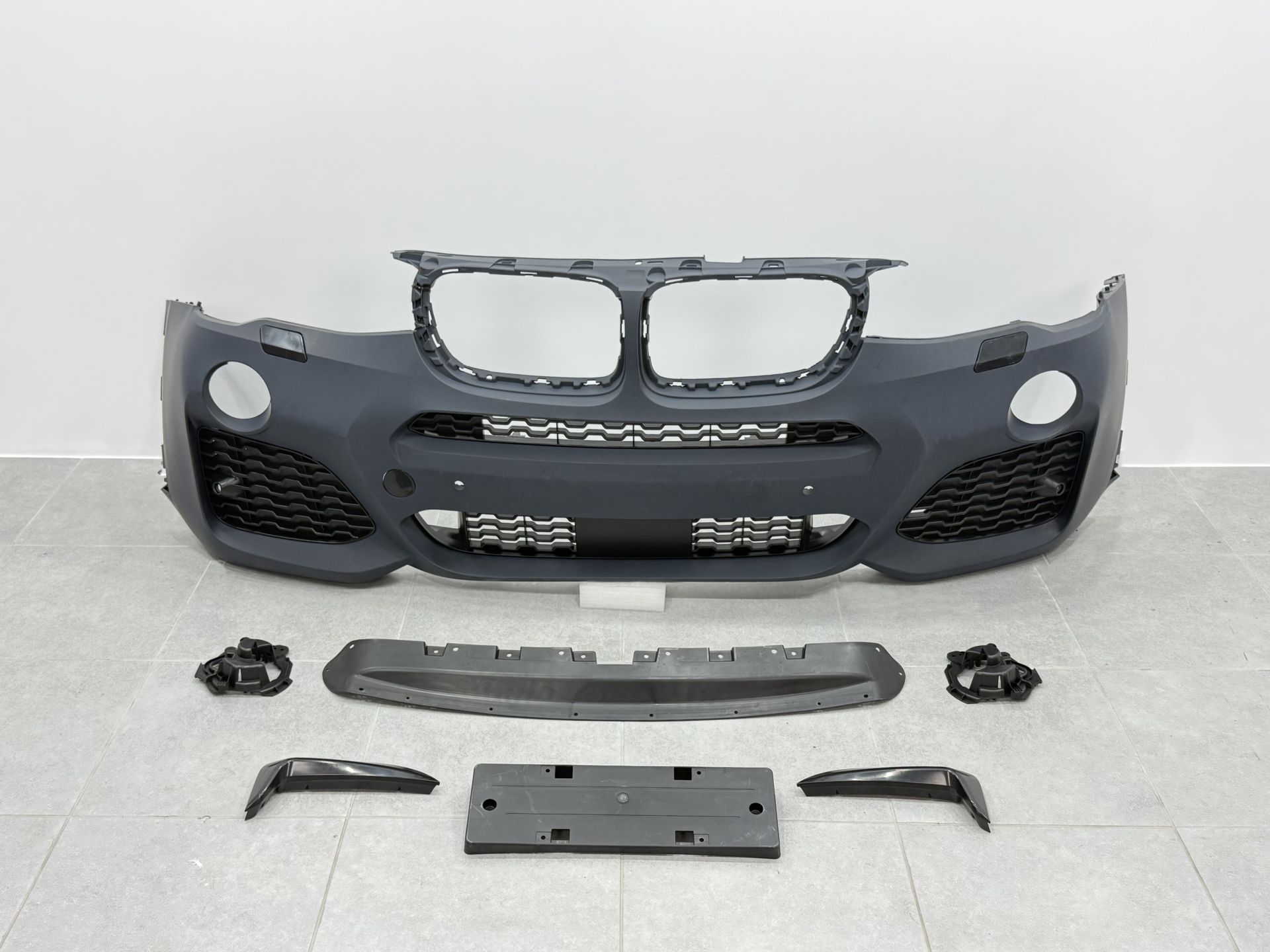 Передній бампер у зборі M paket для BMW X3 F25 2014-2017