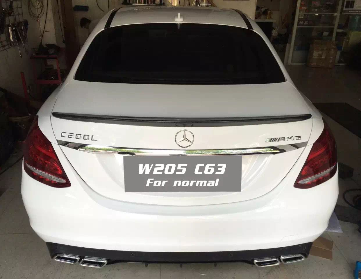 Накладка заднього бампера чорна (дифузор) у стилі AMG C63 Mercedes C-Class W205 2015-2021 до звичайного бампера