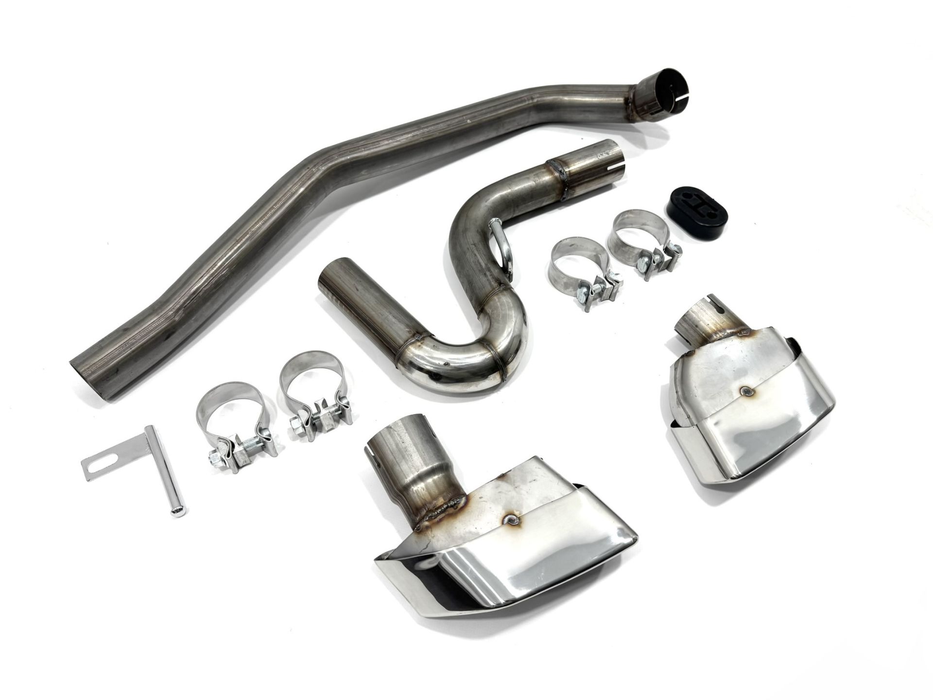 Вихлопні труби з насадками CHROME M Paket для BMW F10 2010-2016 у стилі G30